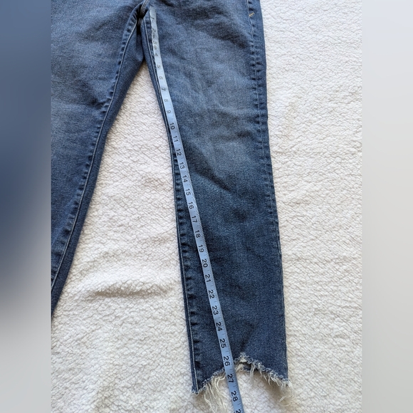 🪞 Good American Women's Good Legs Cigarette Jeans Size 6/28 - Picture 5 of 10